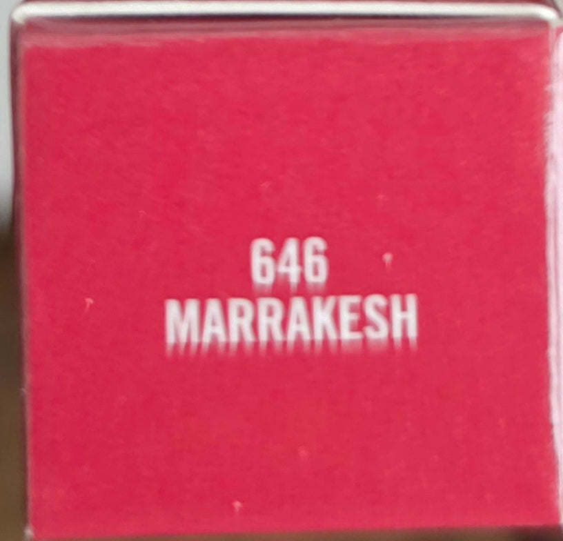 M a Lipstick
